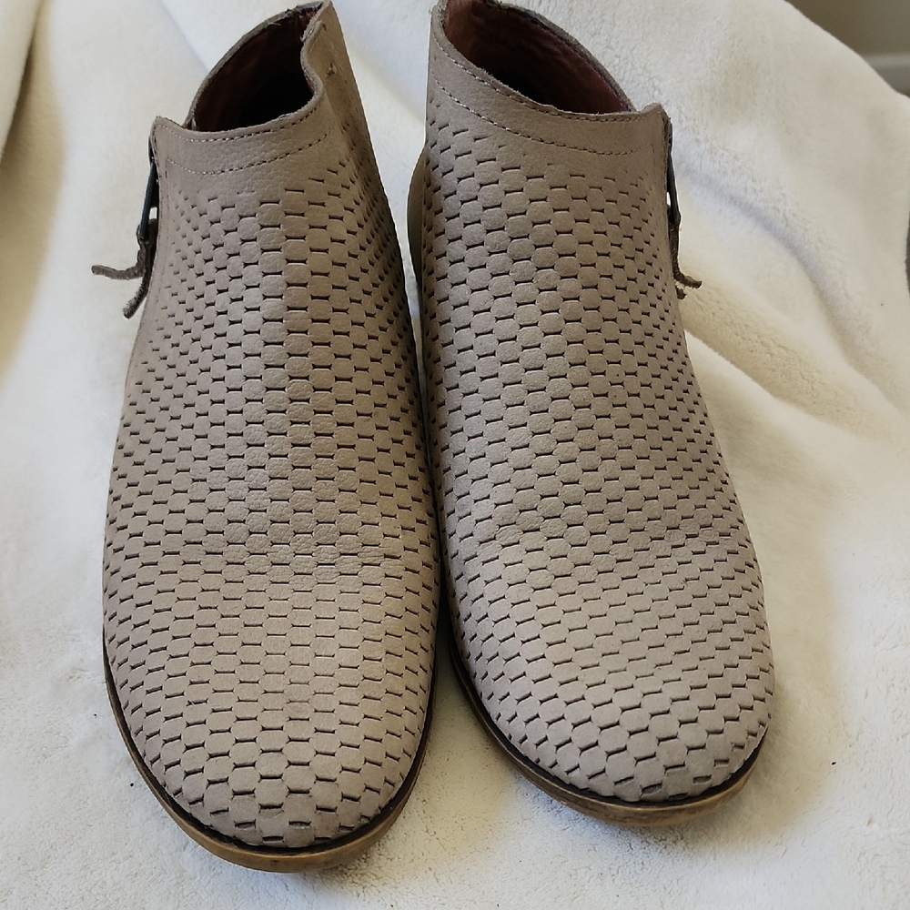 Women's Lucky Brand Boots